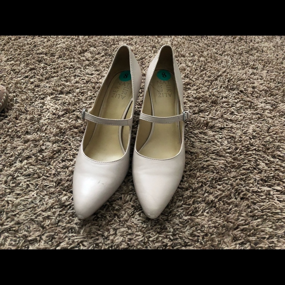 Naturalized Nude heels size 8 ( shipped without box)